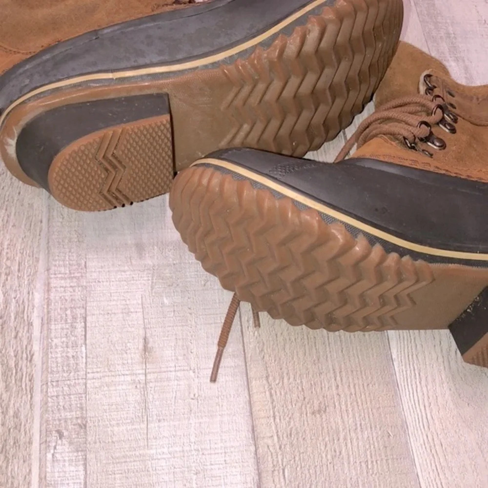 Sorel women's boots size 7 - Picture 9 of 13